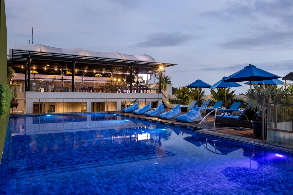 J4 Hotel Kuta