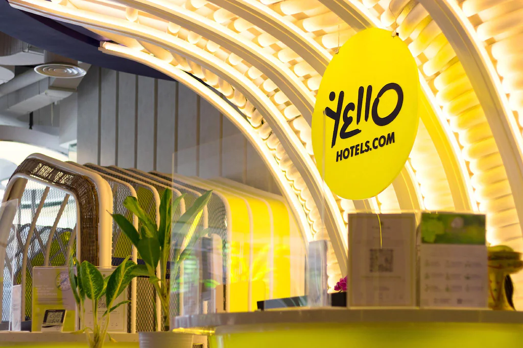 Yello Hotel